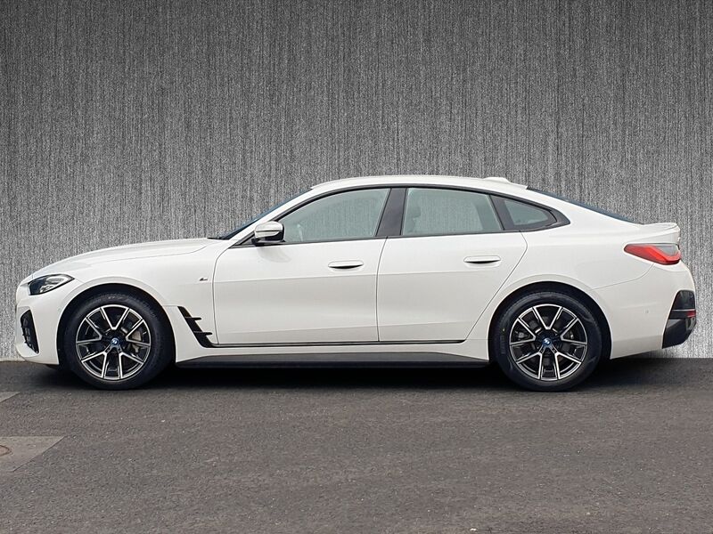 More views of BMW i4