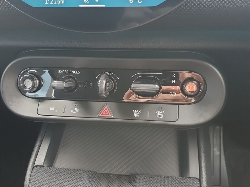 More views of Mini Countryman