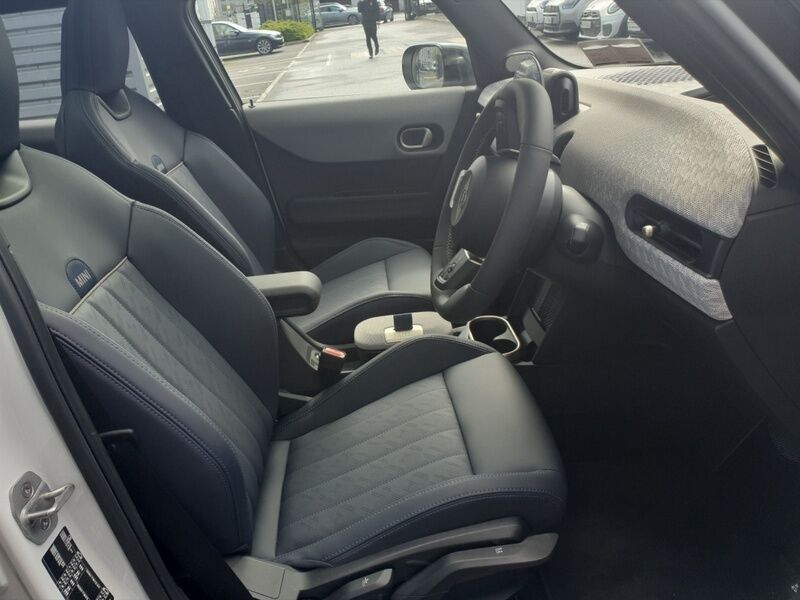 More views of Mini Cooper