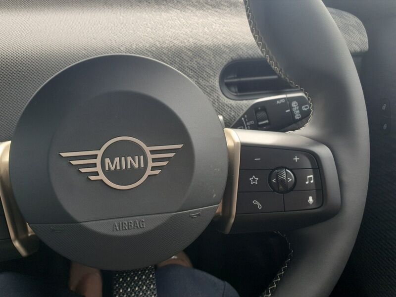More views of Mini Cooper