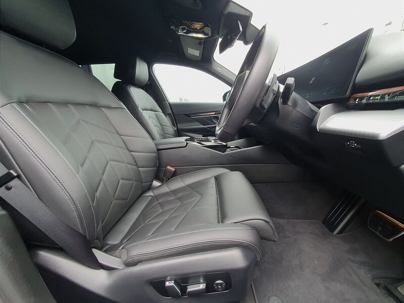 More views of BMW 5-Series