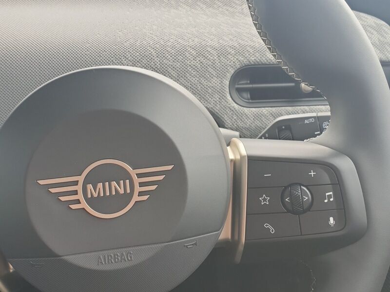 More views of Mini Cooper