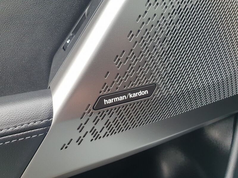 More views of BMW i5