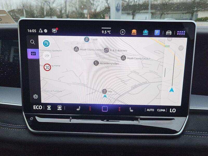 More views of Volkswagen Tayron