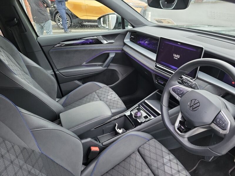 More views of Volkswagen Tayron