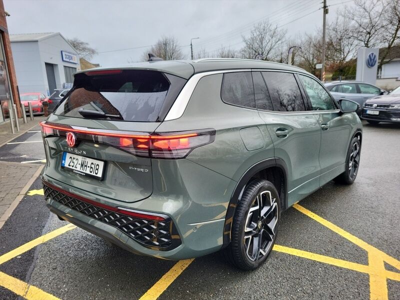 More views of Volkswagen Tayron