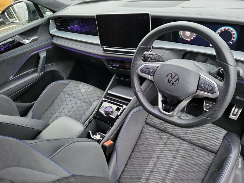 More views of Volkswagen Tayron