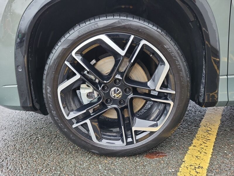 More views of Volkswagen Tayron