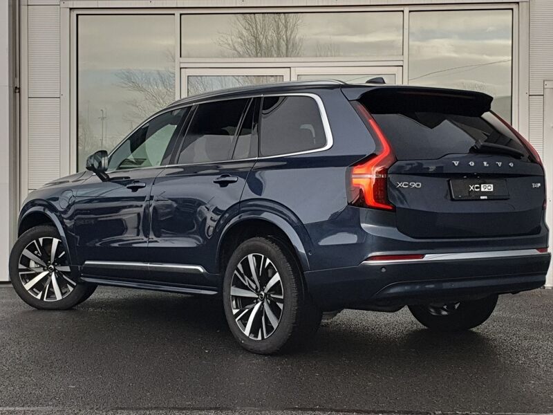 More views of Volvo XC90