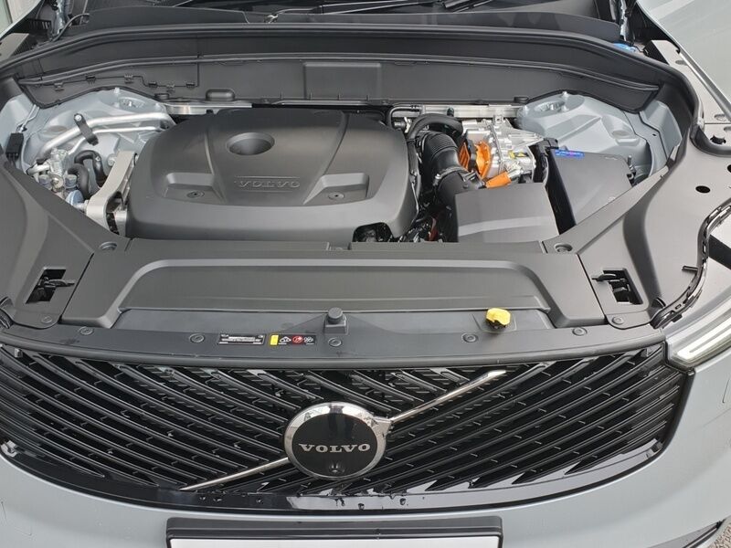 More views of Volvo XC90