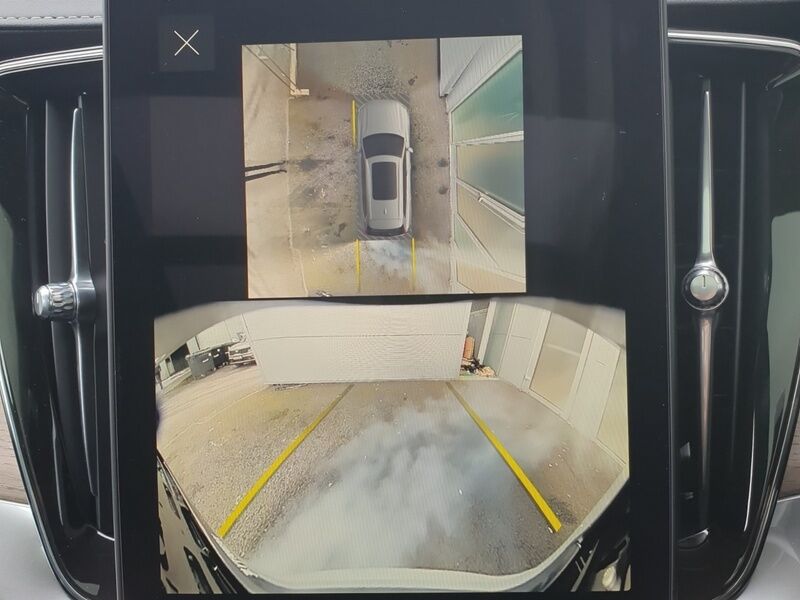 More views of Volvo XC90