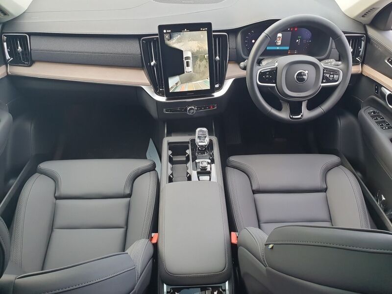 More views of Volvo XC90