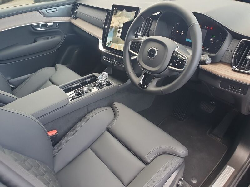 More views of Volvo XC90