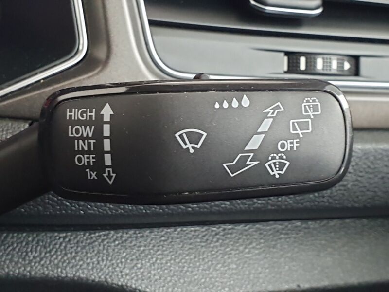 More views of Volkswagen T-Roc