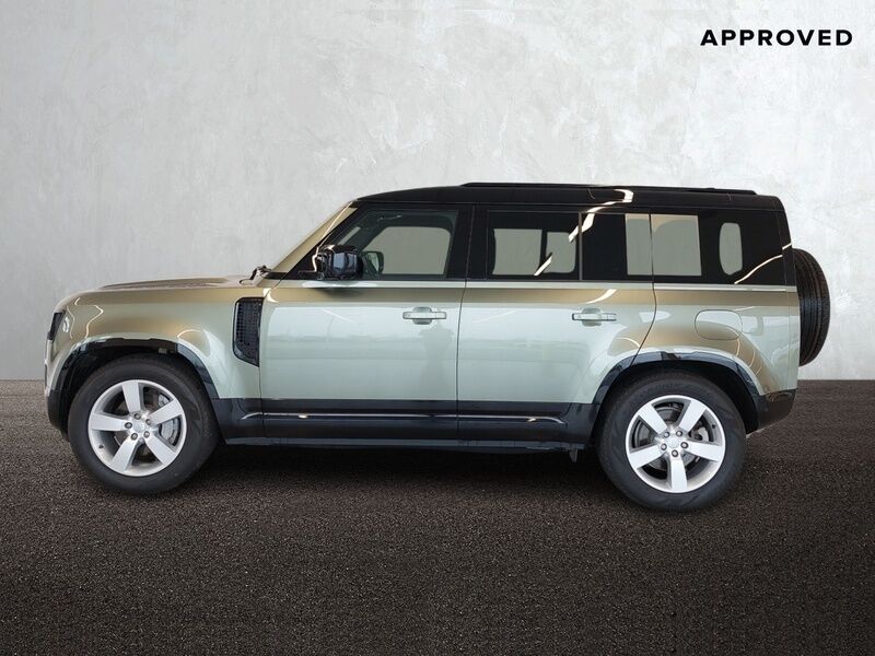 More views of Land Rover Defender