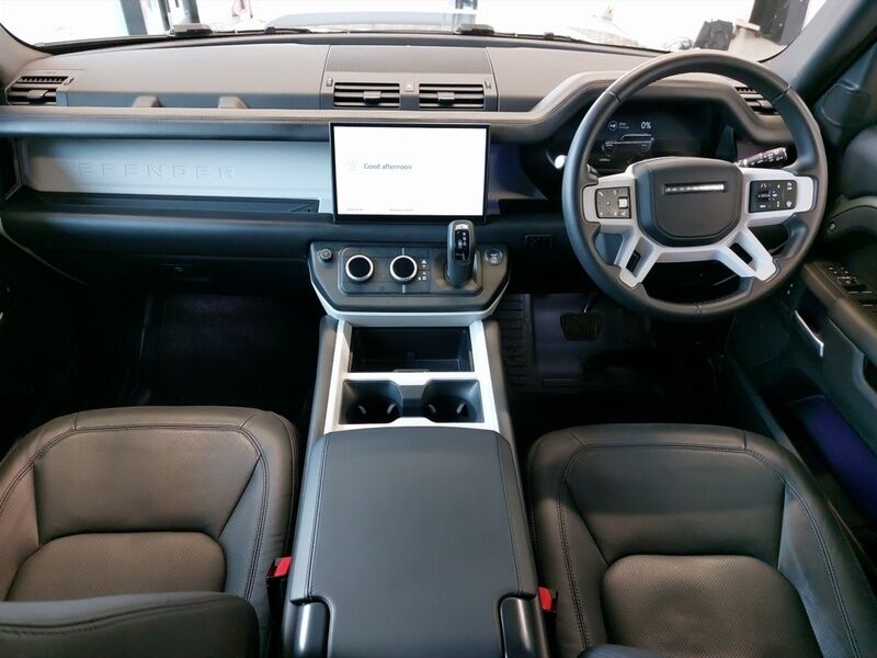 More views of Land Rover Defender