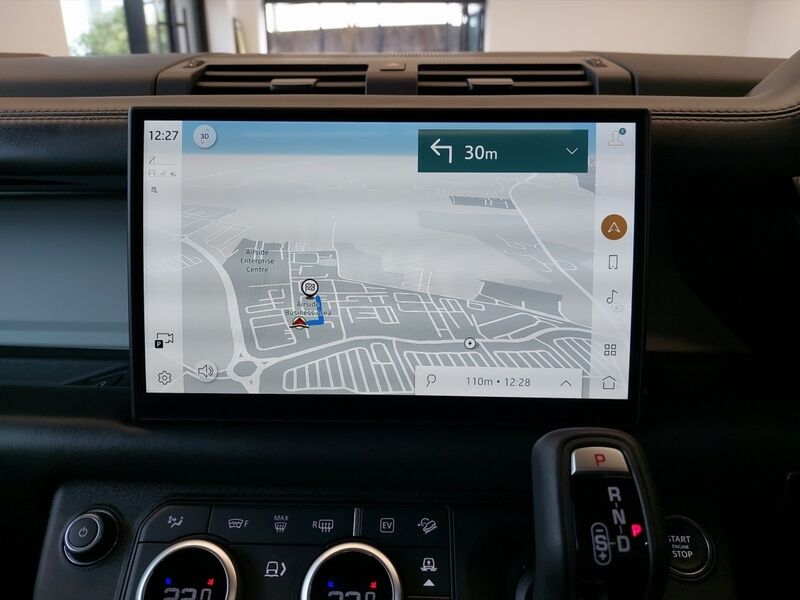 More views of Land Rover Defender