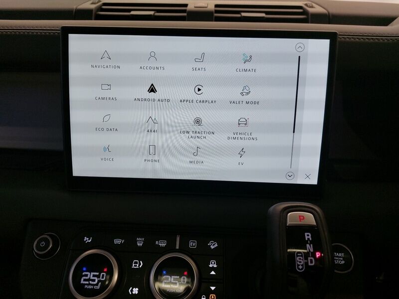 More views of Land Rover Defender