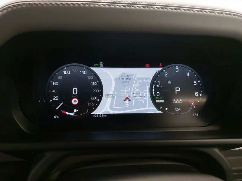 More views of Land Rover Defender