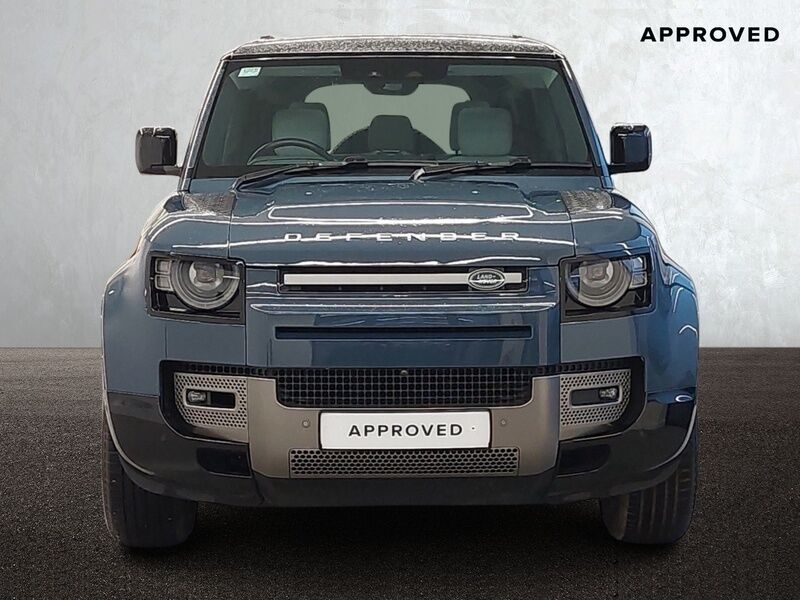 More views of Land Rover Defender