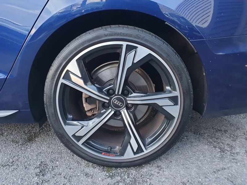 More views of Audi A4