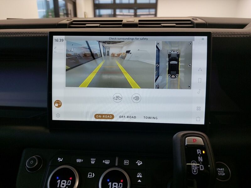 More views of Land Rover Defender