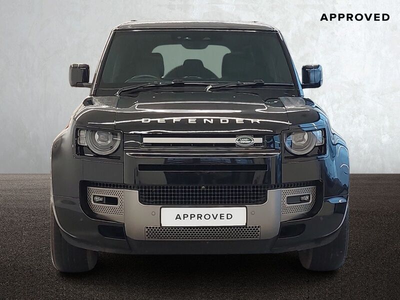 More views of Land Rover Defender