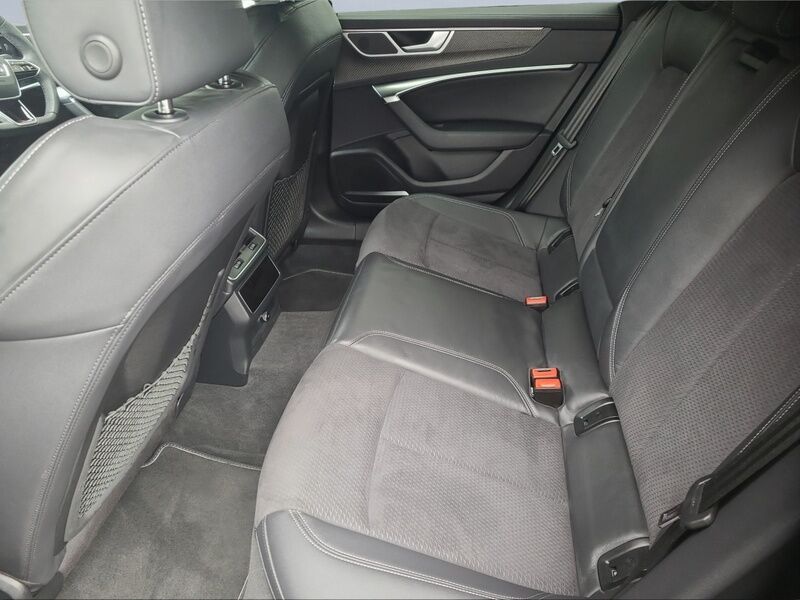 More views of Audi A7