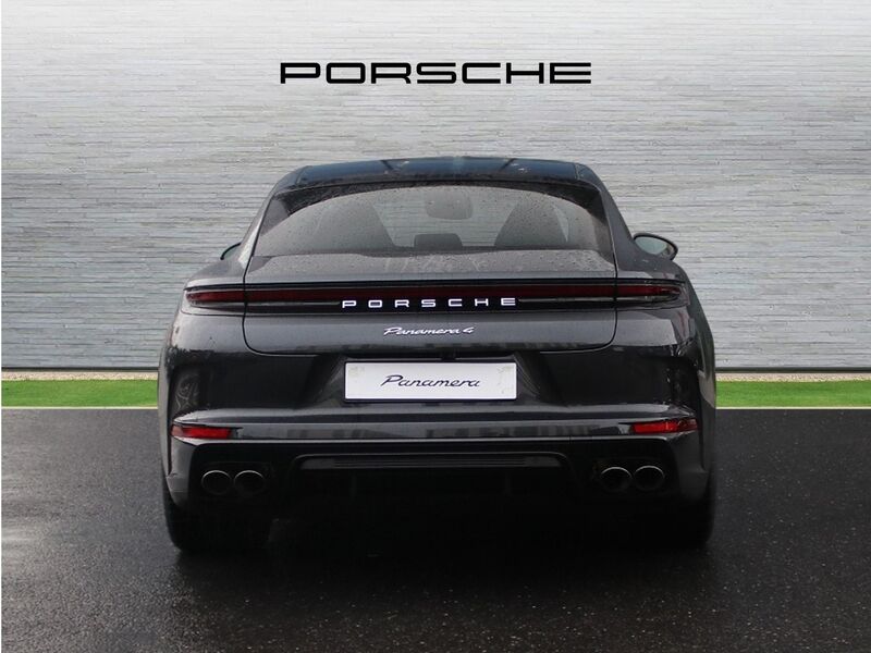 More views of Porsche Panamera