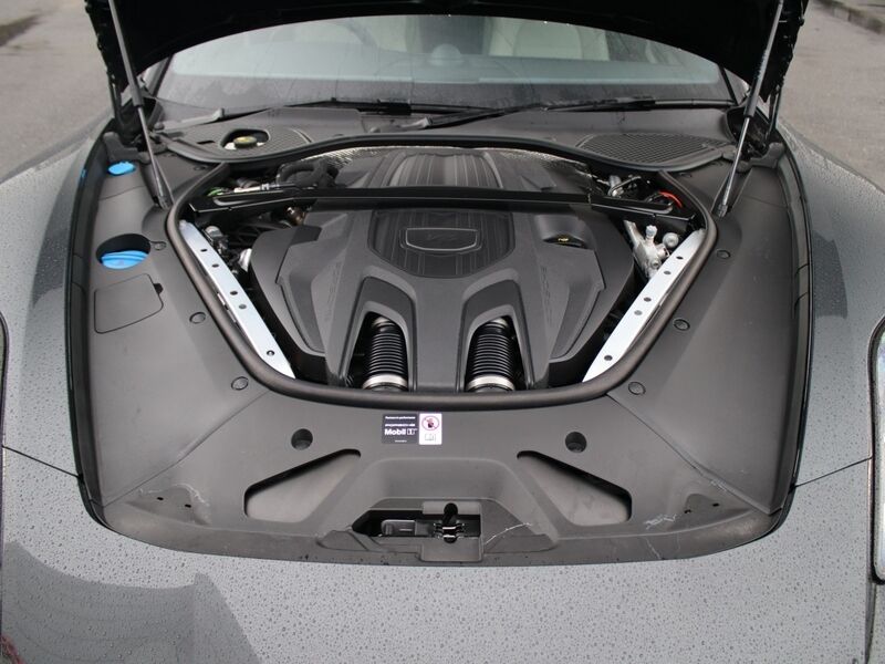 More views of Porsche Panamera