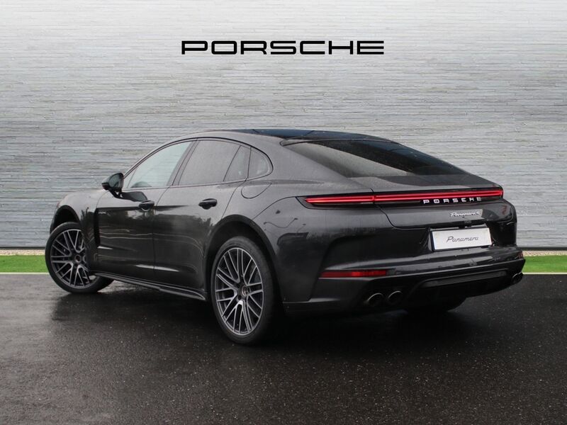 More views of Porsche Panamera