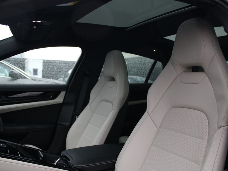 More views of Porsche Panamera