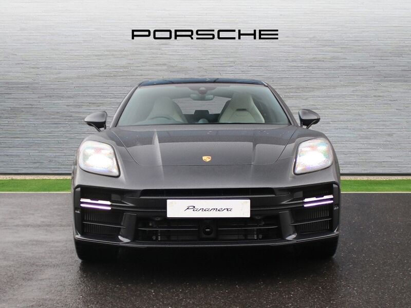 More views of Porsche Panamera