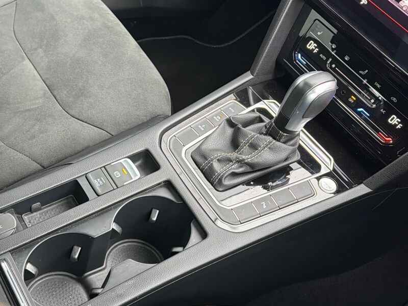 More views of Volkswagen Arteon