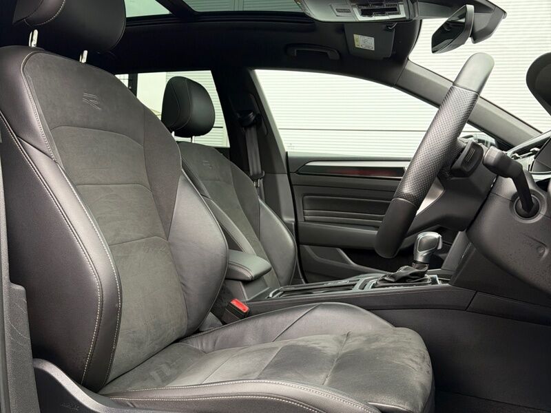 More views of Volkswagen Arteon