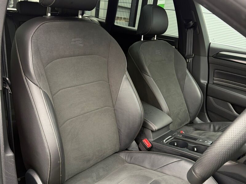 More views of Volkswagen Arteon