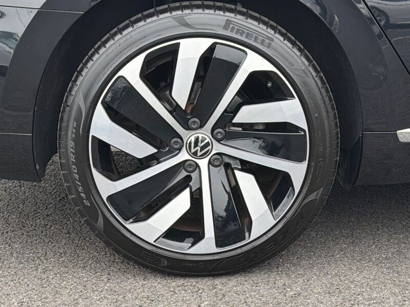 More views of Volkswagen Arteon