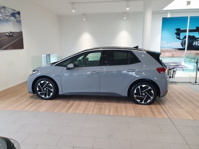 More views of Volkswagen ID.3