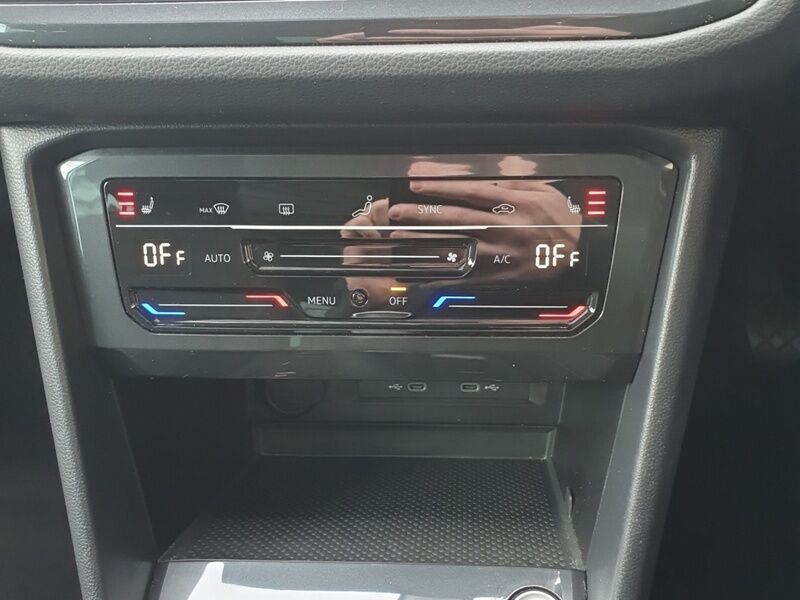 More views of Volkswagen Tiguan
