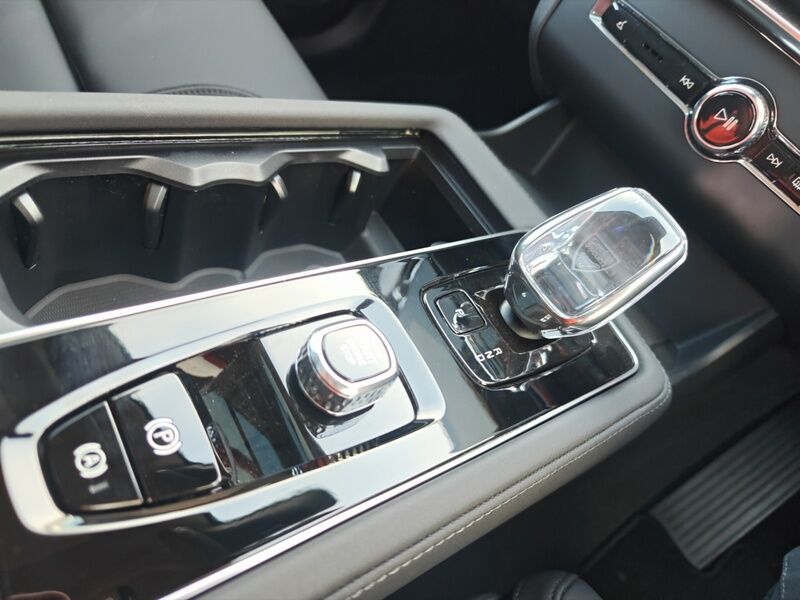 More views of Volvo XC90