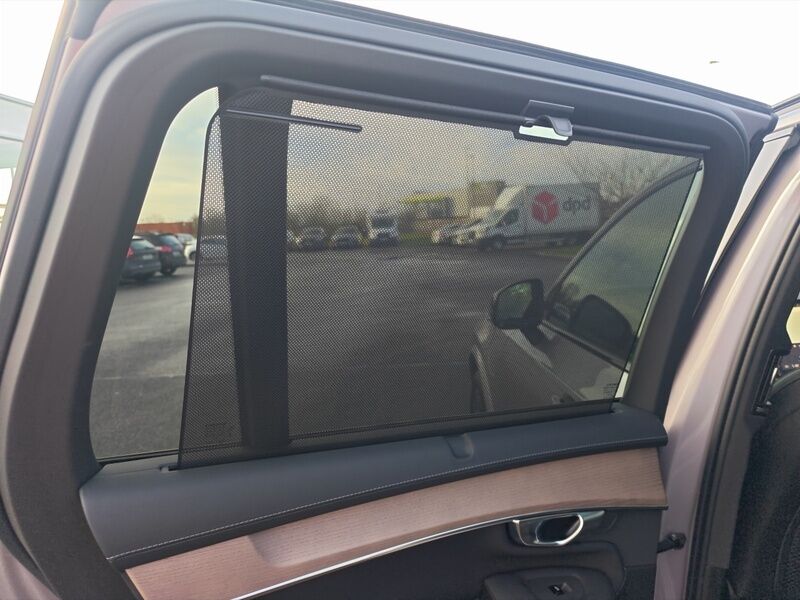 More views of Volvo XC90