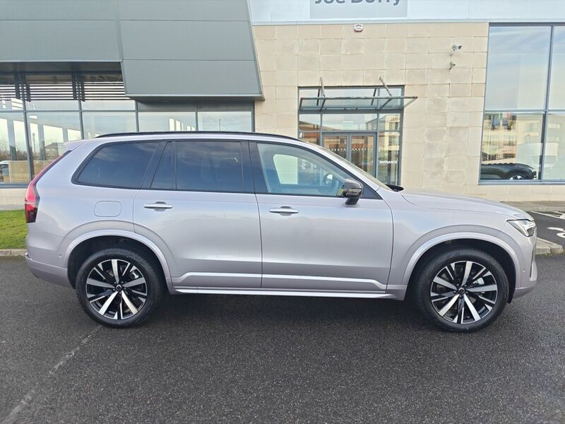 More views of Volvo XC90