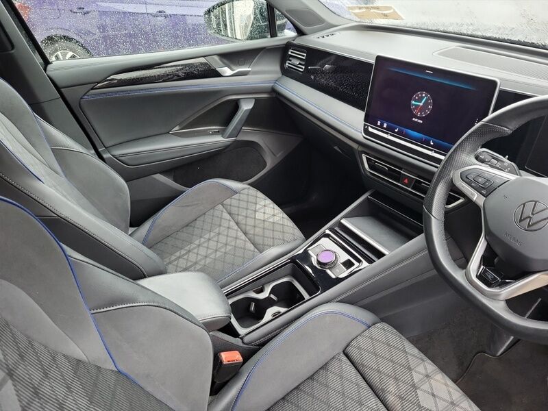 More views of Volkswagen Tiguan