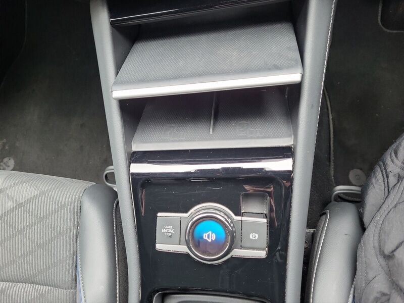 More views of Volkswagen Tiguan