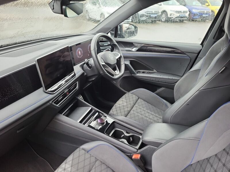 More views of Volkswagen Tiguan