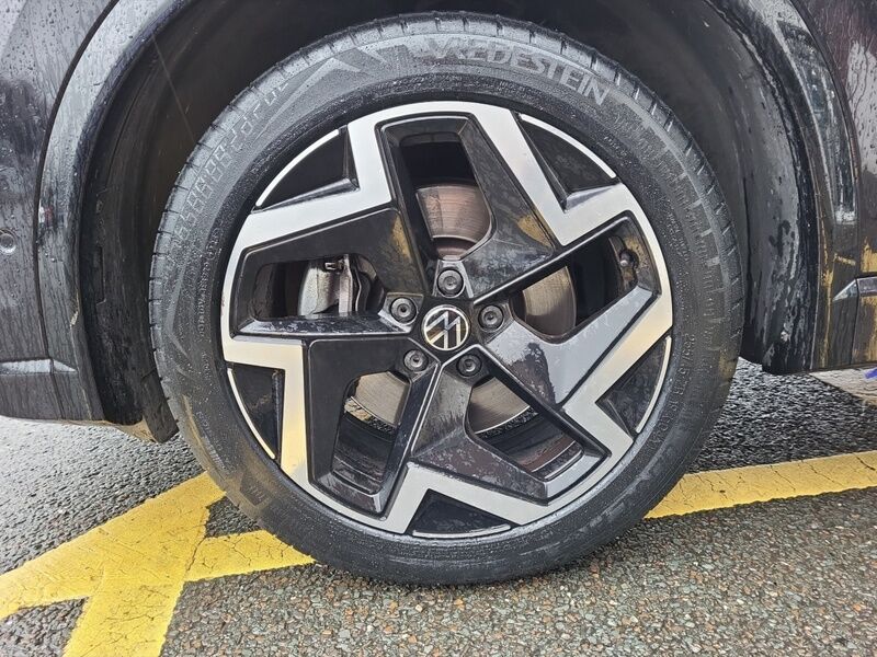 More views of Volkswagen Tiguan