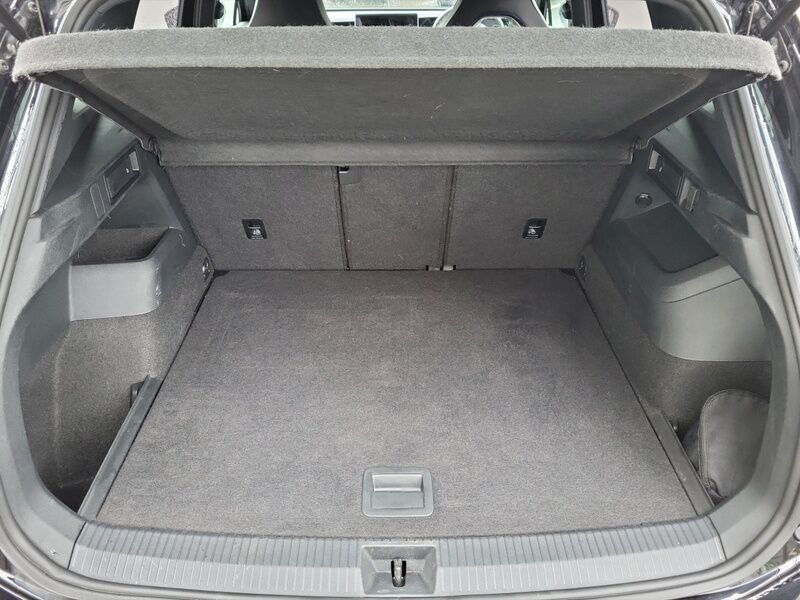 More views of Volkswagen Tiguan