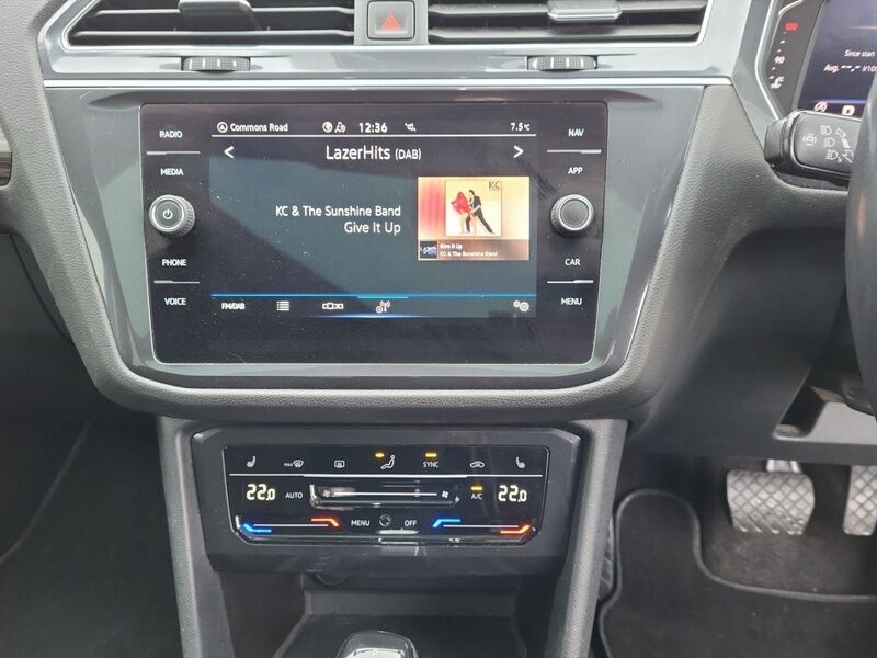 More views of Volkswagen Tiguan Allspace