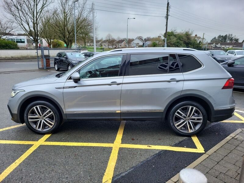 More views of Volkswagen Tiguan Allspace