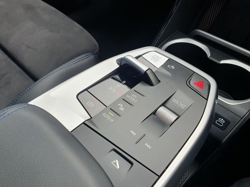 More views of BMW X1